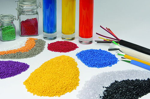 REACH ROHS Compliant Specially Formulated PVC Granule Black For Rugged Outdoor